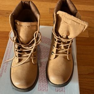 American Eagle Boots